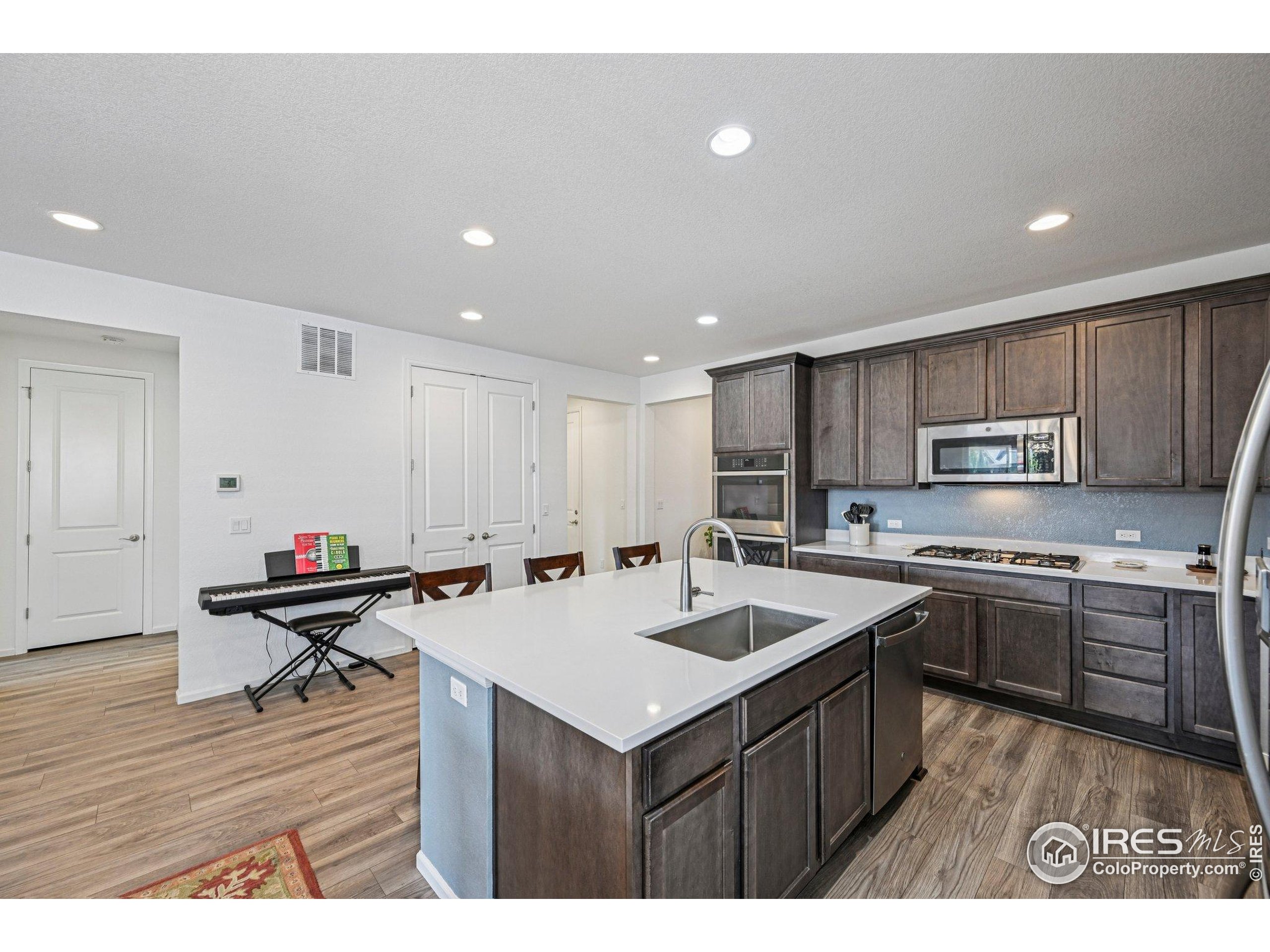 3708 White Rose Loop