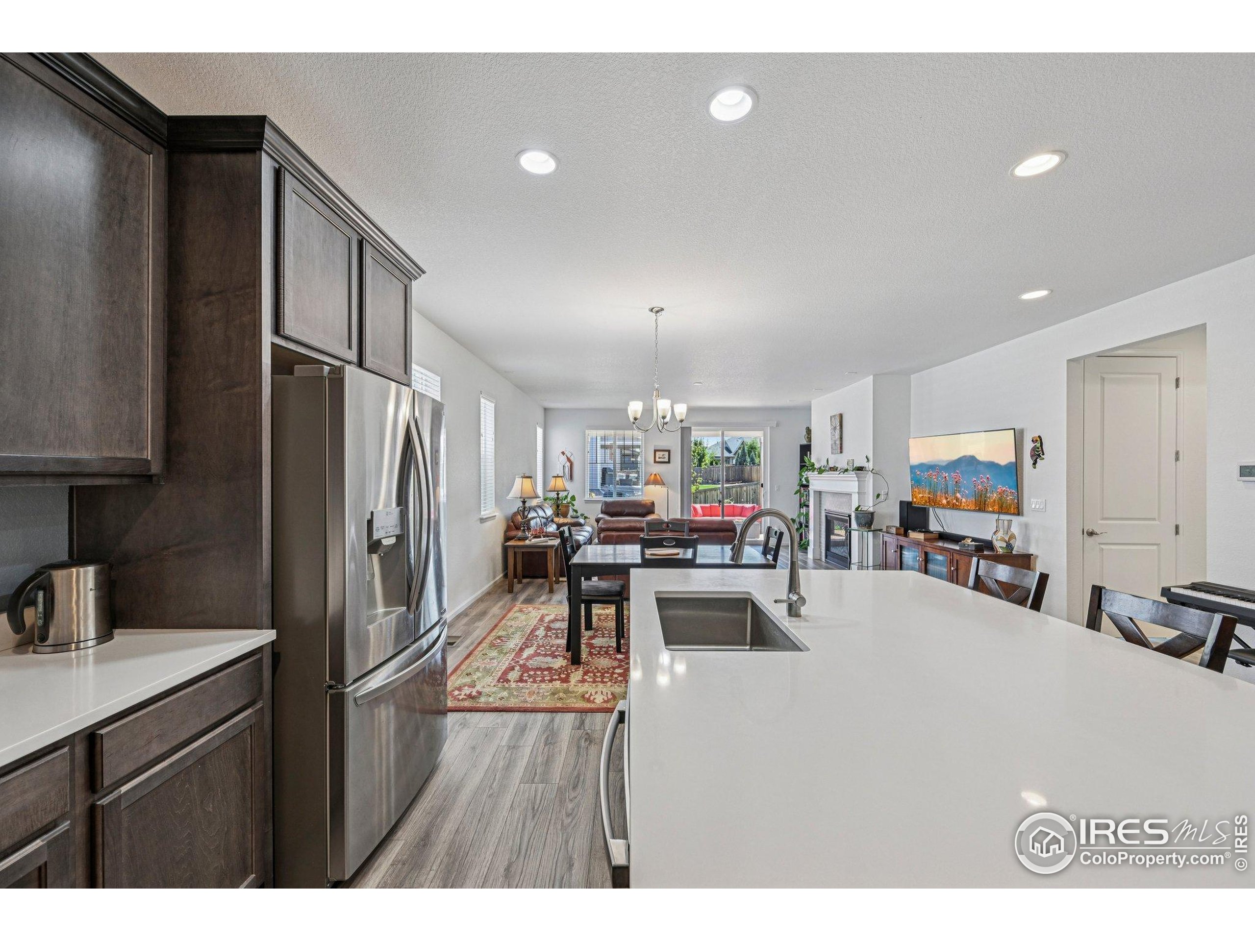 3708 White Rose Loop