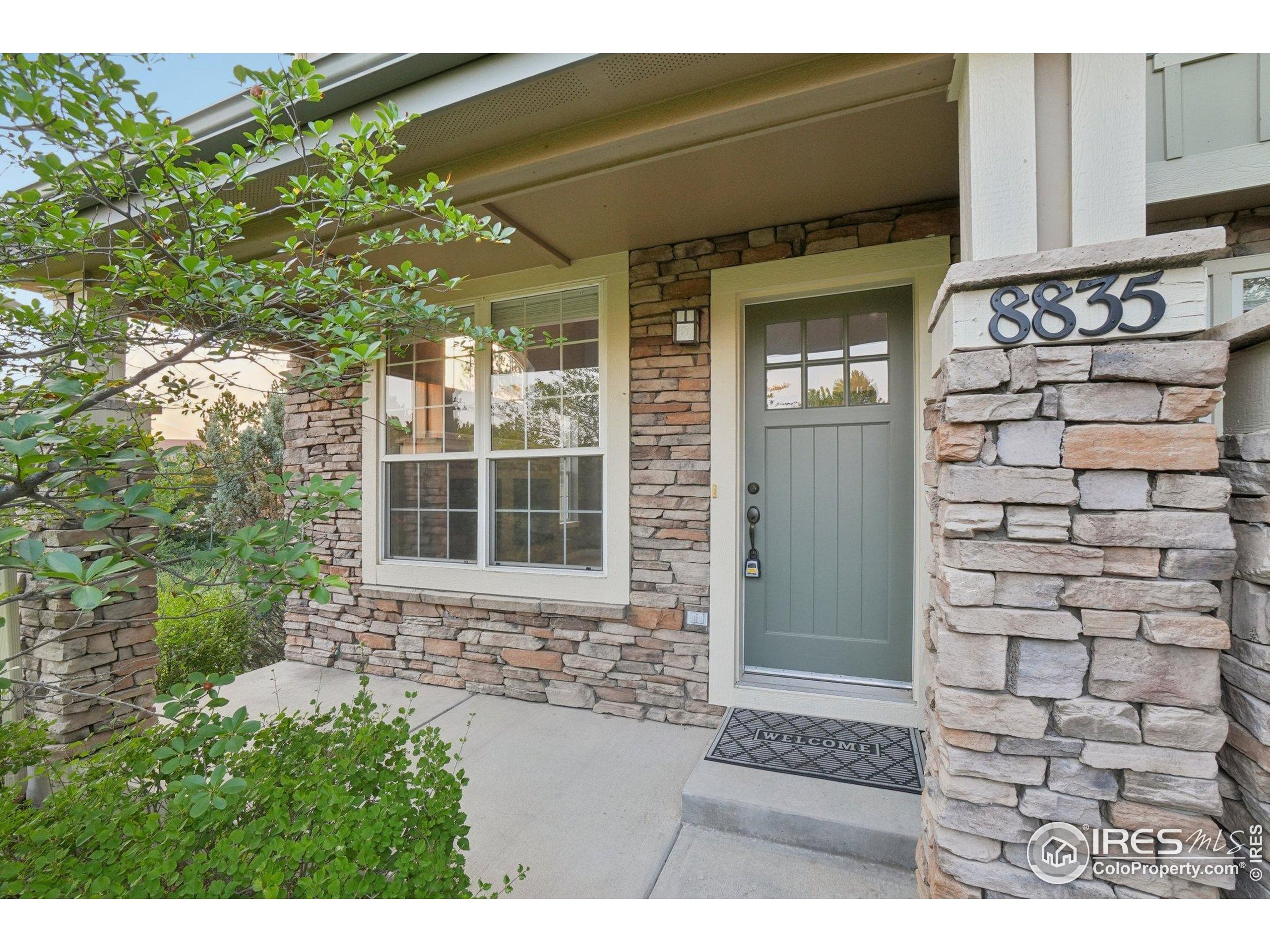 8835 Edinburgh Cir