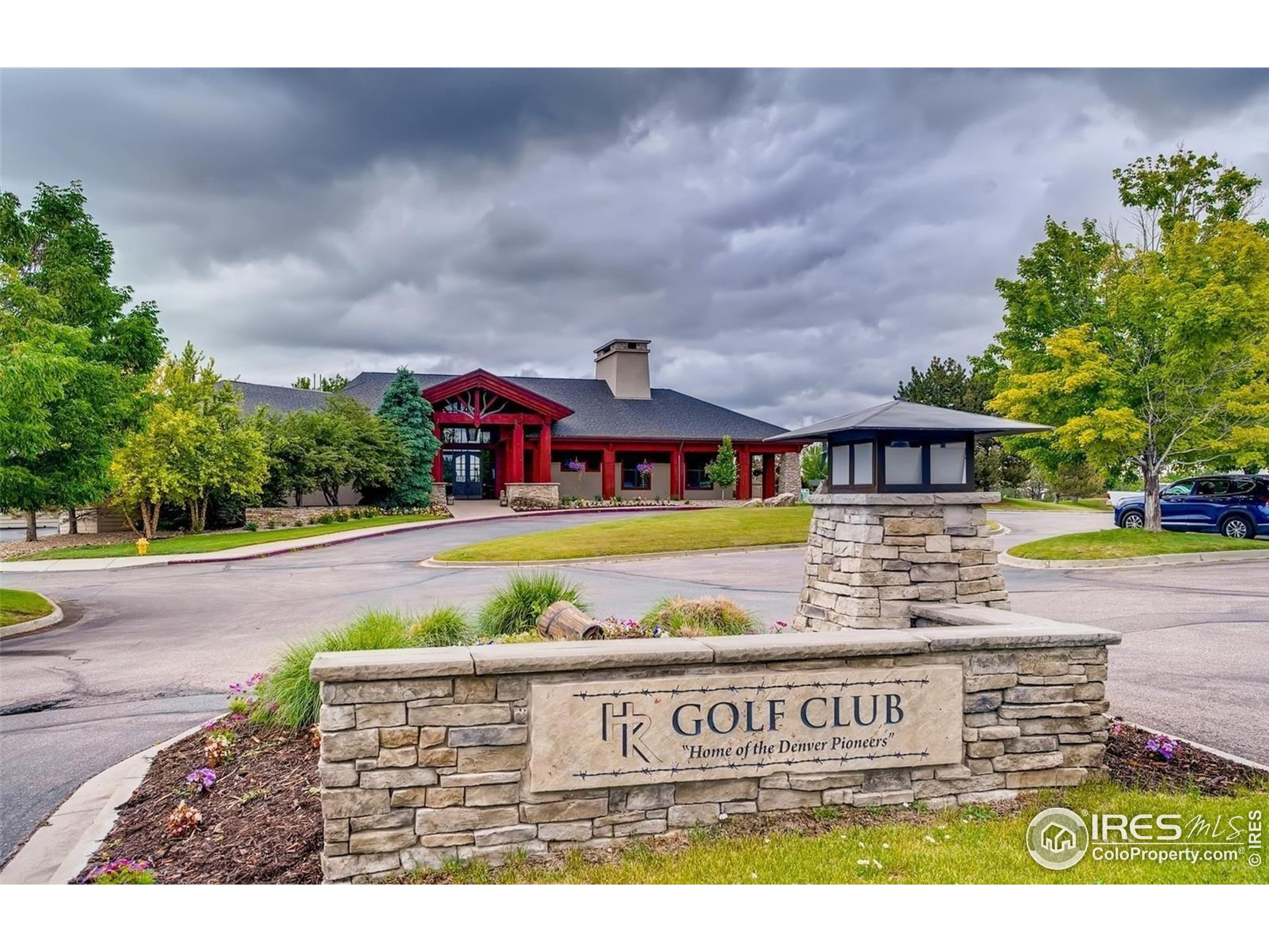 8835 Edinburgh Cir