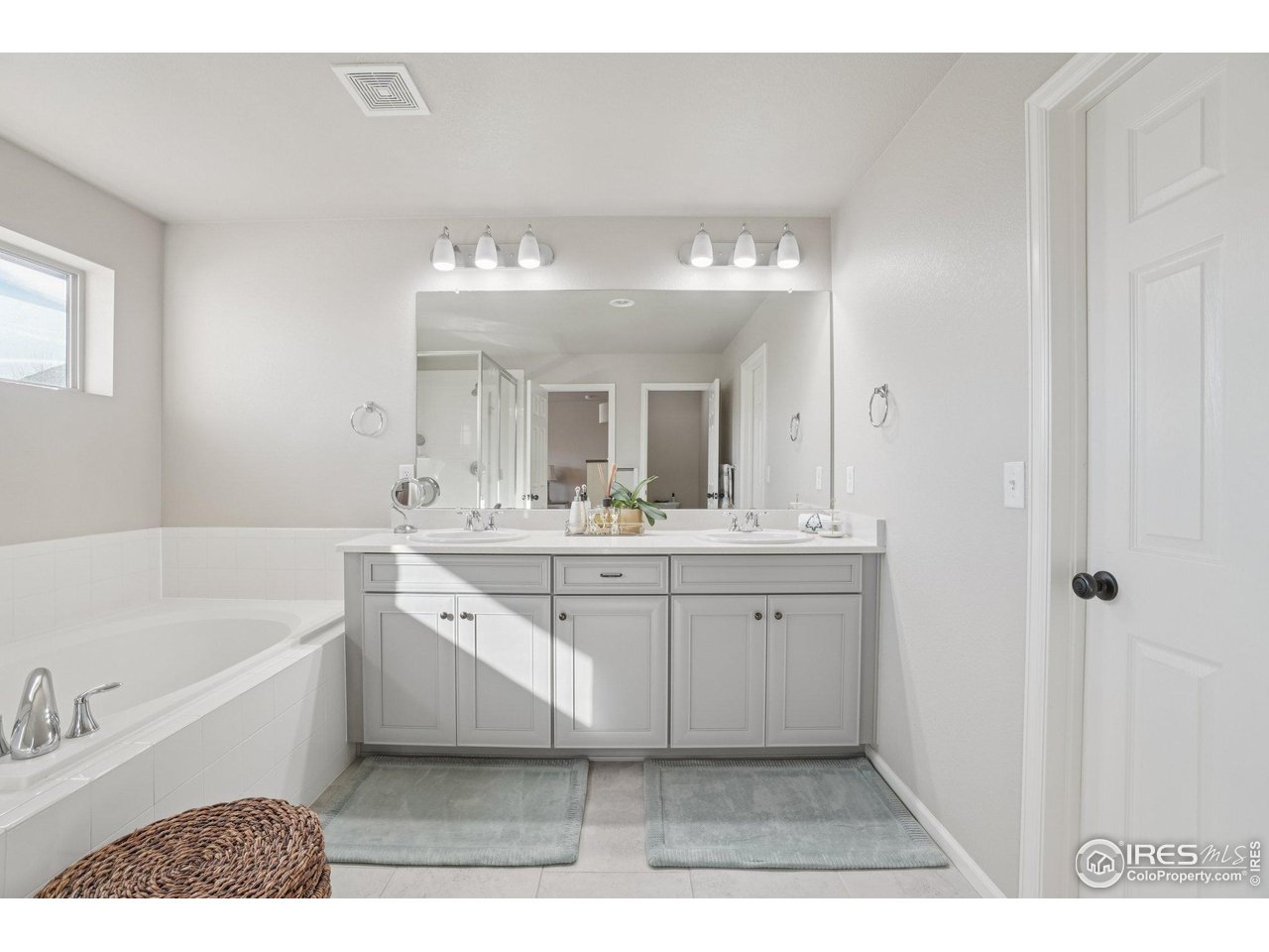 4360 Buffalo Mountain Dr