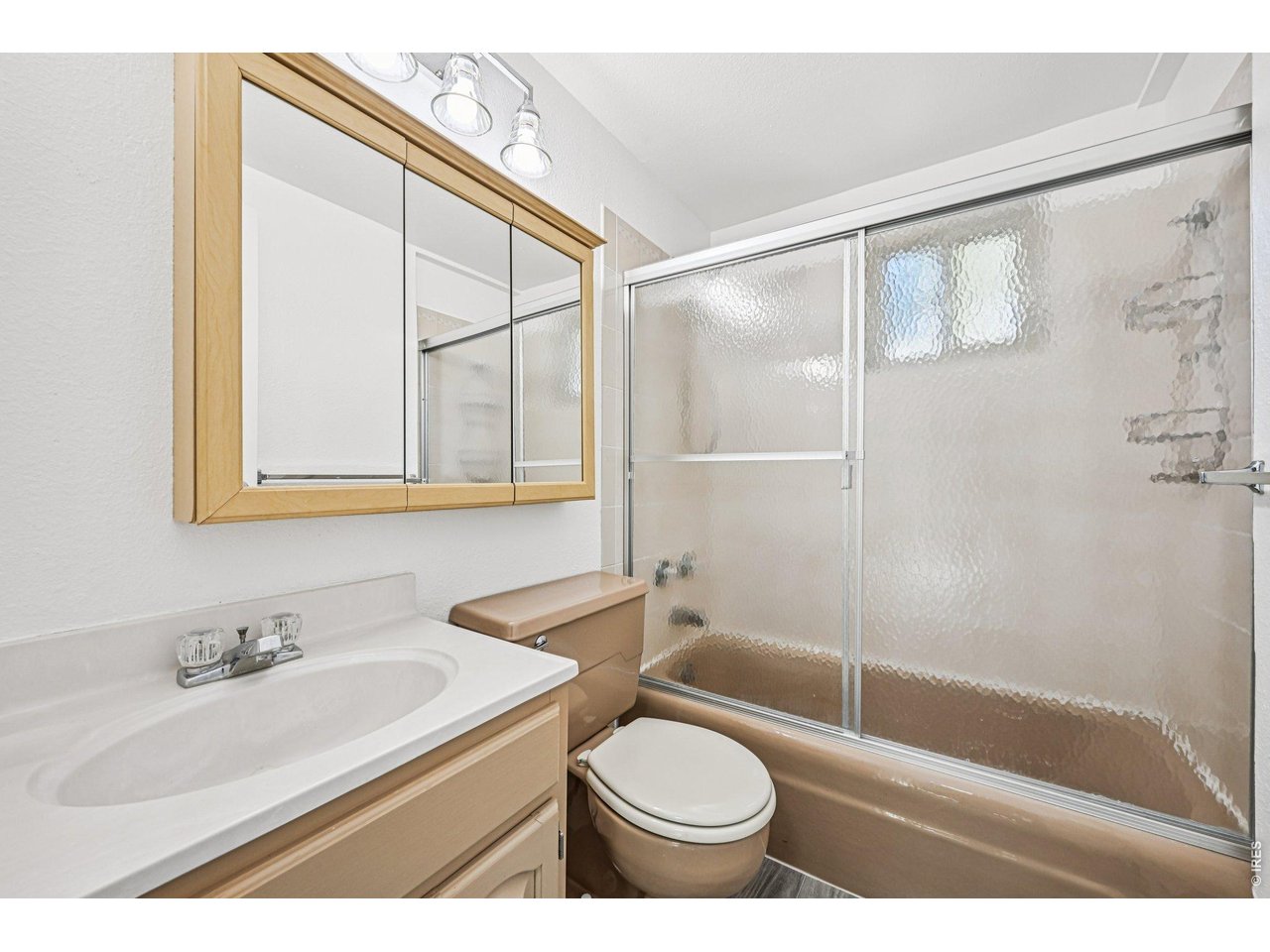 8045 S Wagon Wheel Rd