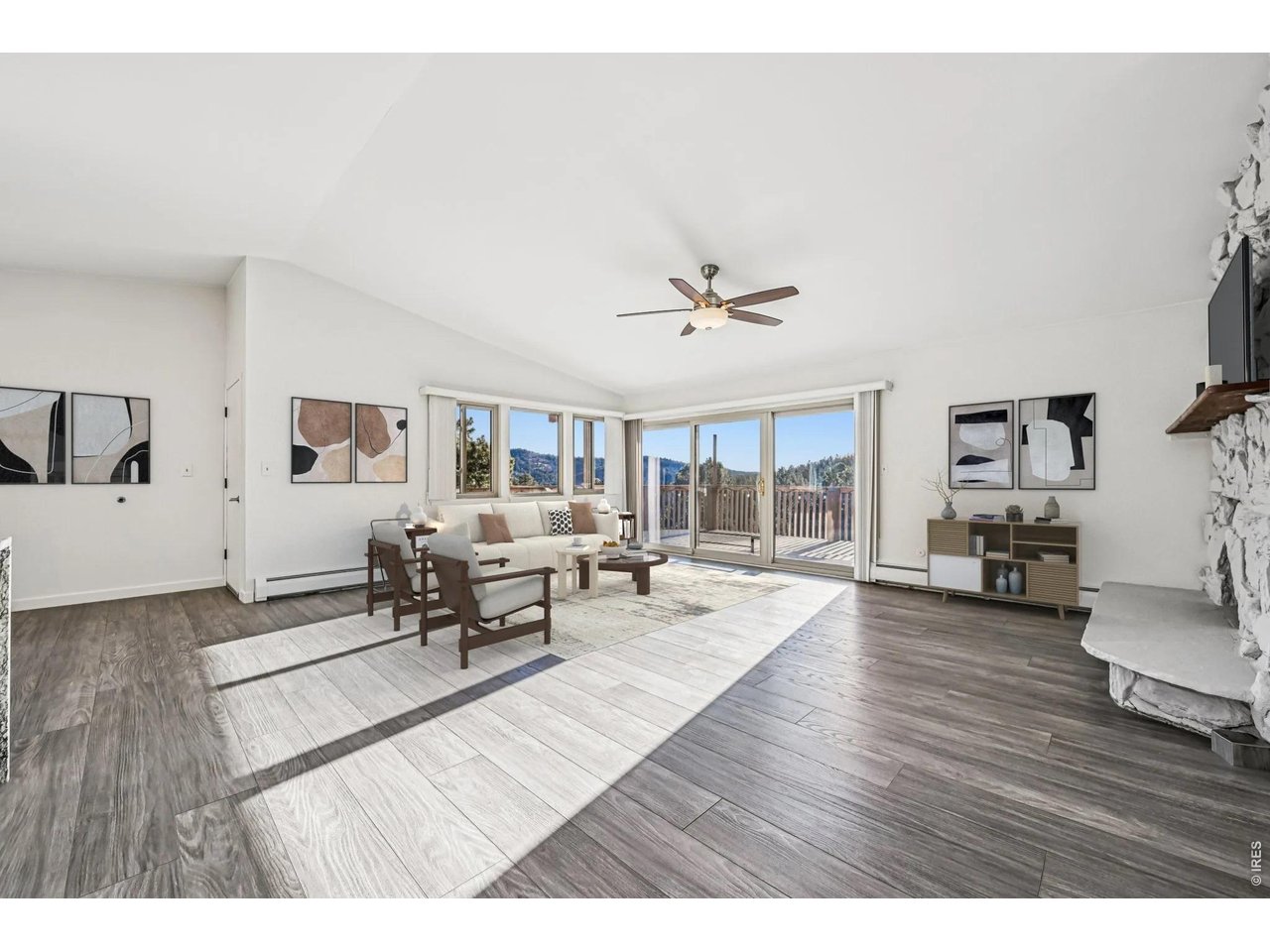 8045 S Wagon Wheel Rd