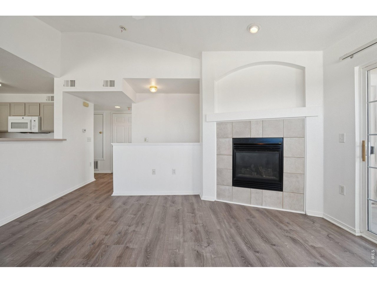 3002 W Elizabeth St 16G