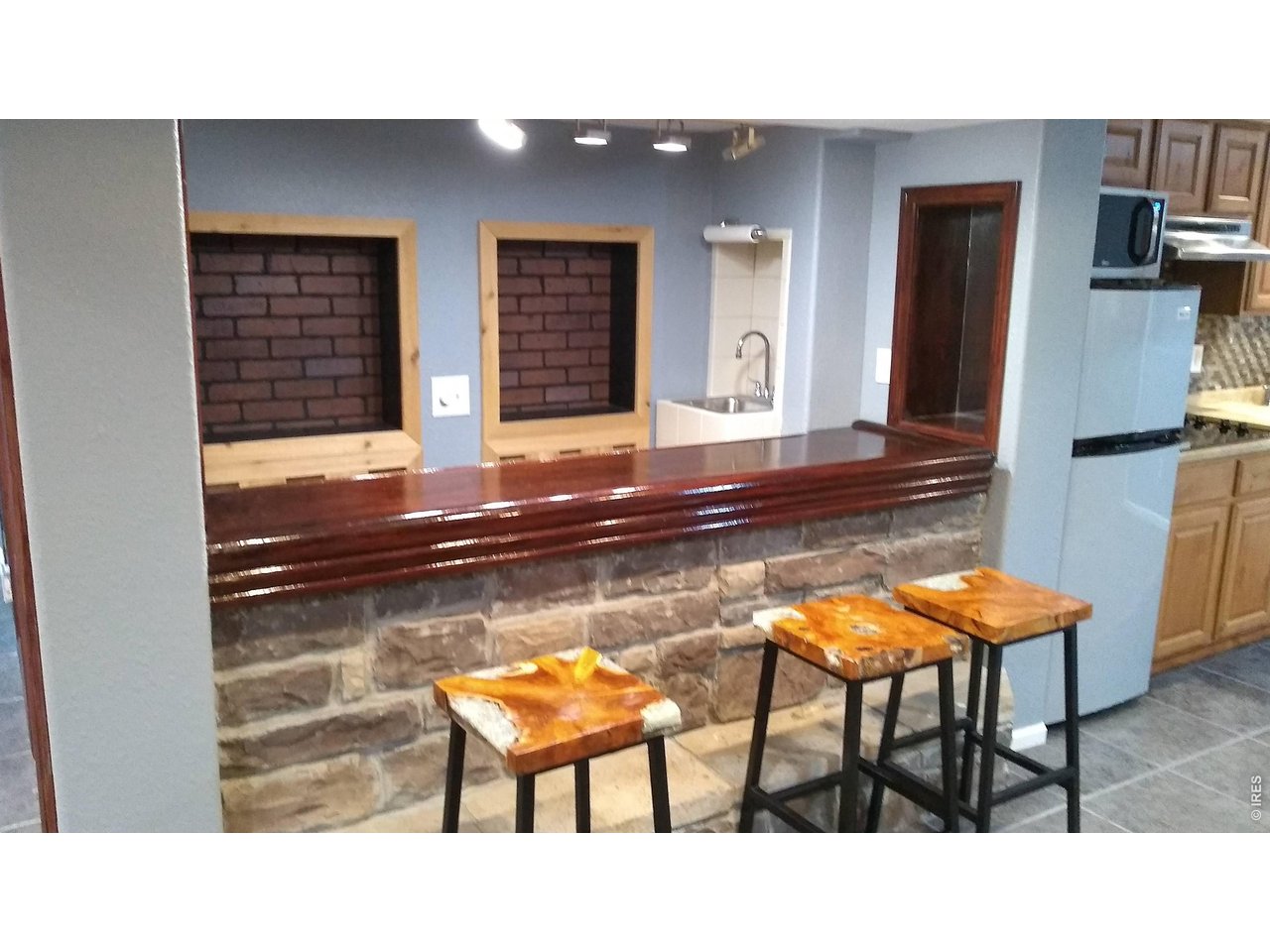 7034 S Fultondale Cir