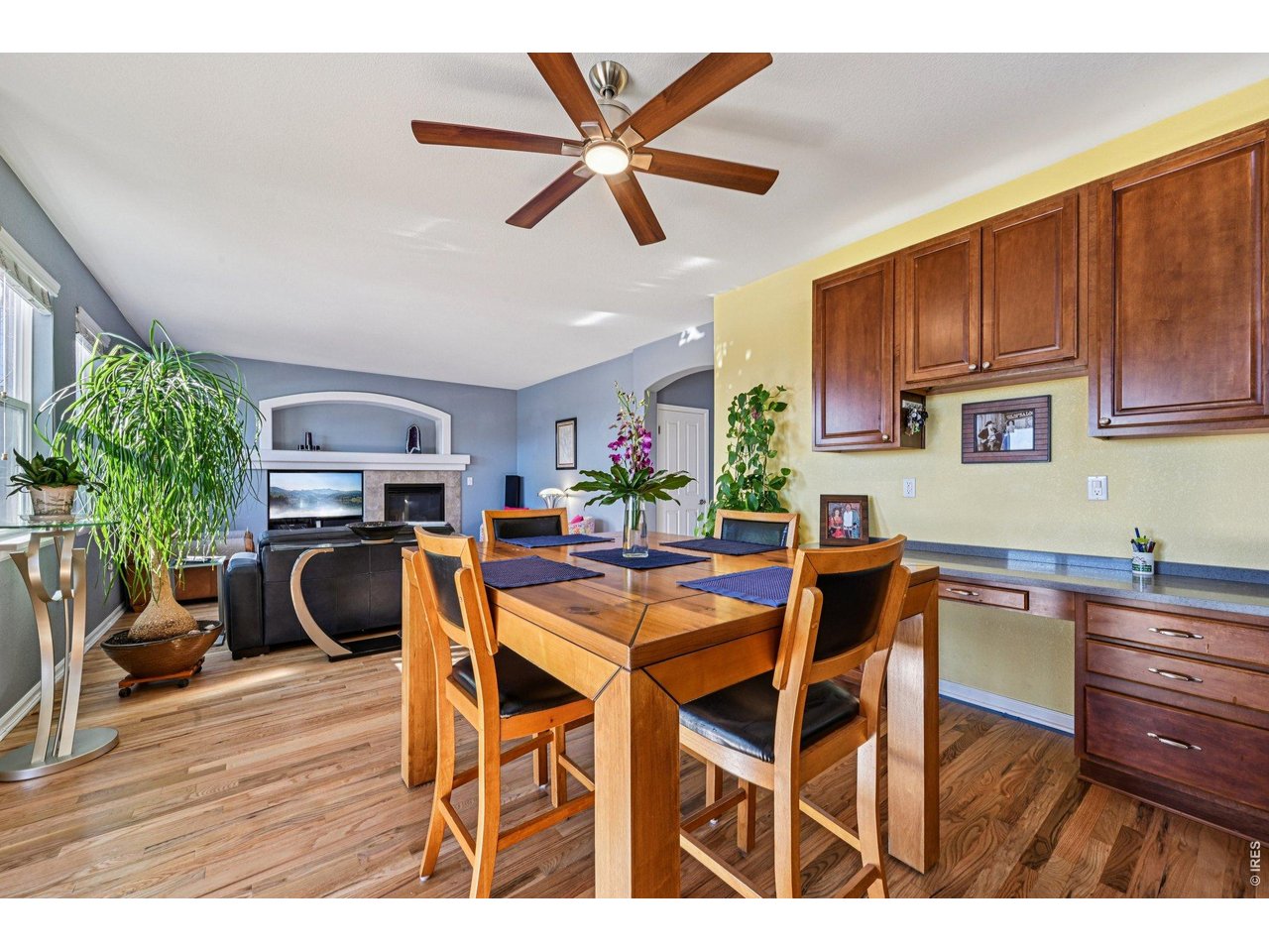 7034 S Fultondale Cir