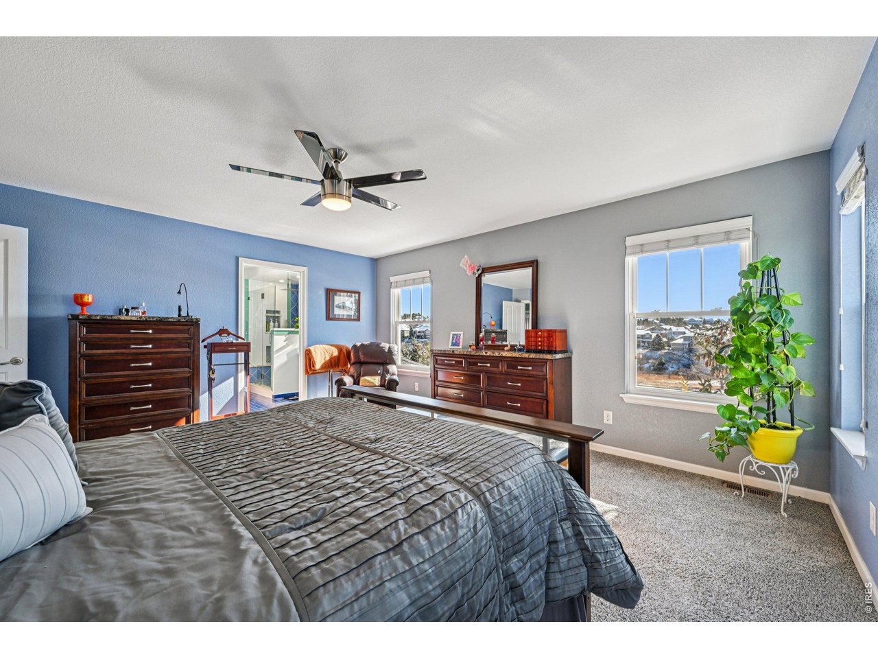 7034 S Fultondale Cir