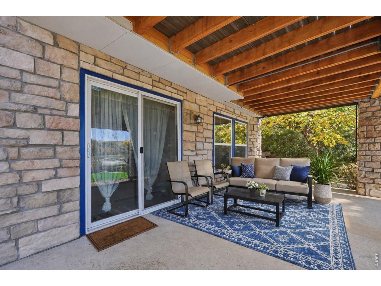 7034 S Fultondale Cir