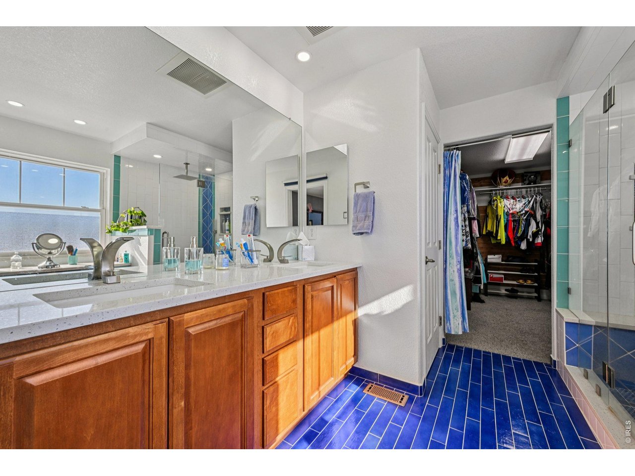 7034 S Fultondale Cir