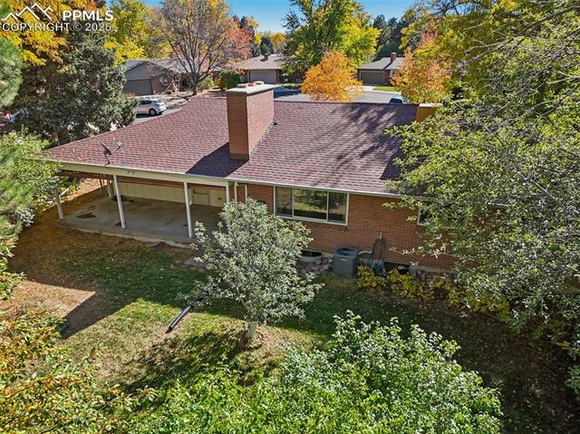 2977 S Oneida Street