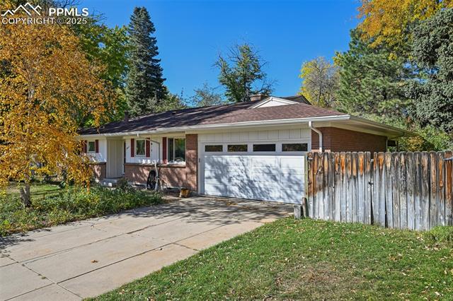 2977 S Oneida Street