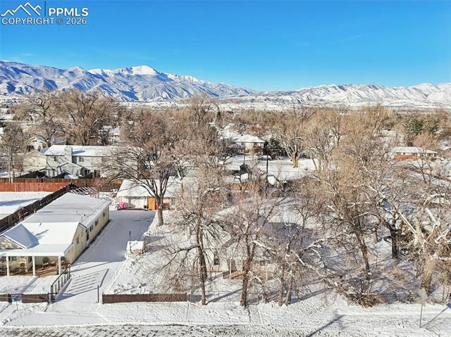 3026 N Hancock Avenue