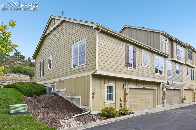 1089 Rumbling Sky Place