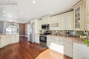 573 Empire Road