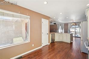 573 Empire Road