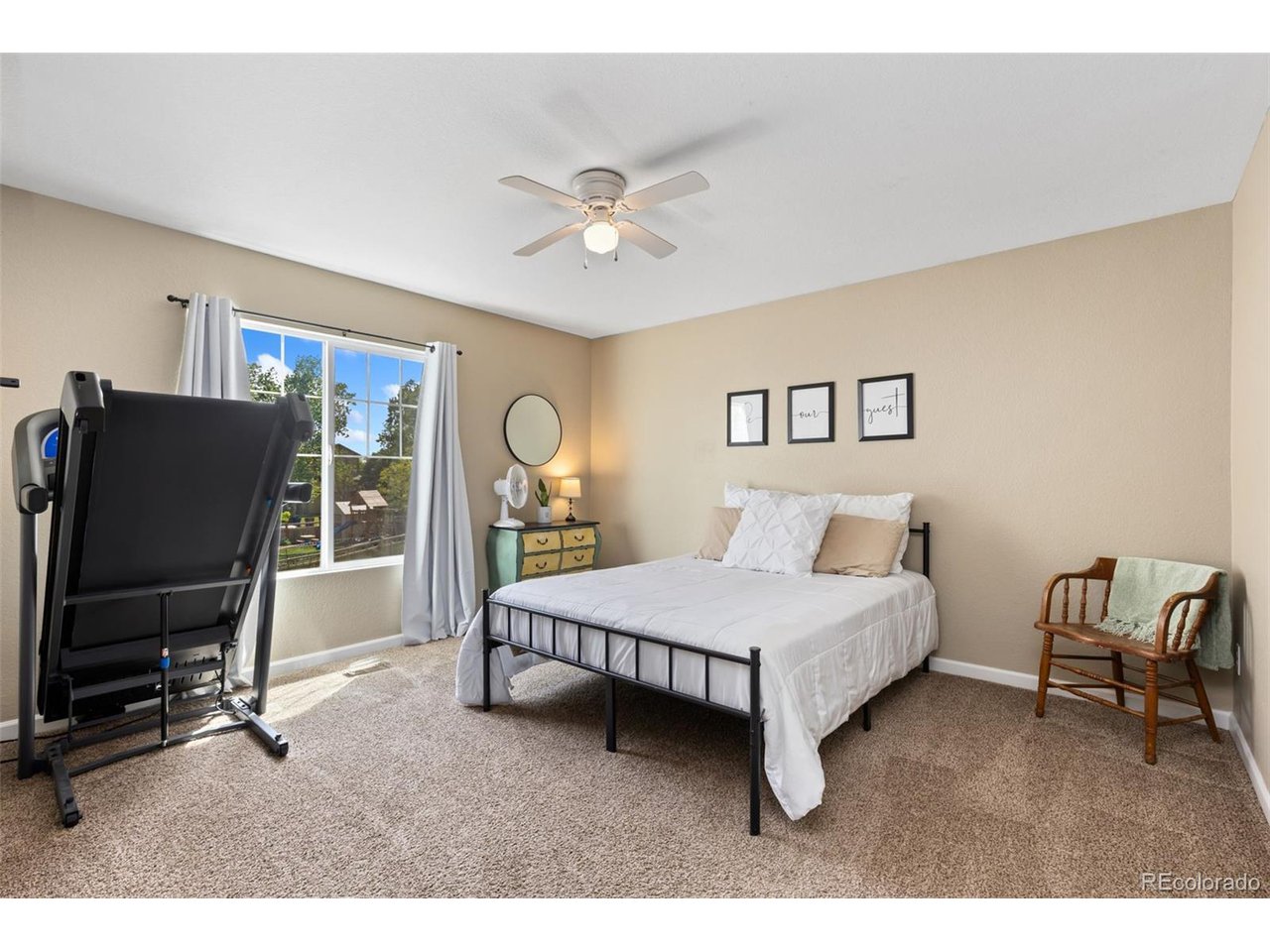 139 N Prairie Falcon Pkwy