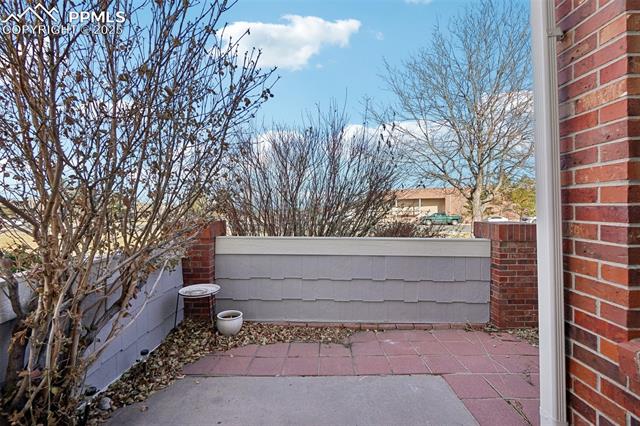 9561 Deerhorn Court 9