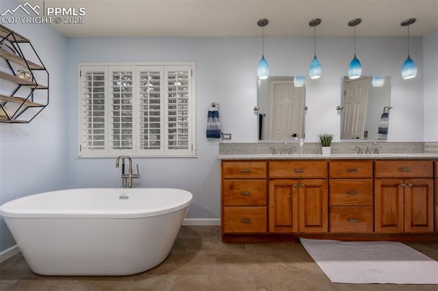 15580 Deercross Court