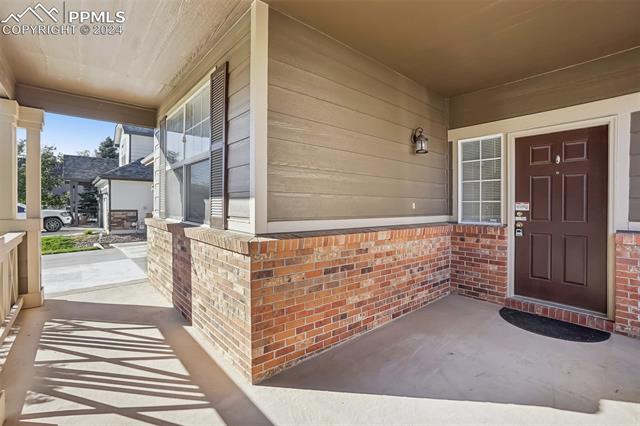 1249 N Monument Drive