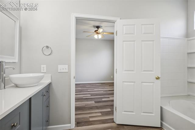 1249 N Monument Drive