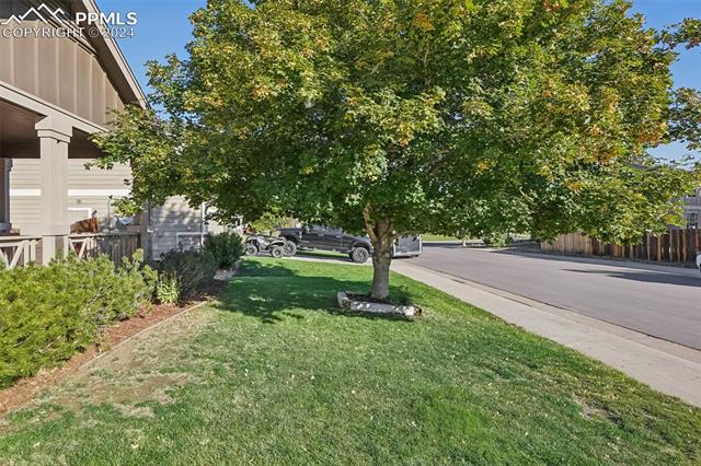 1249 N Monument Drive