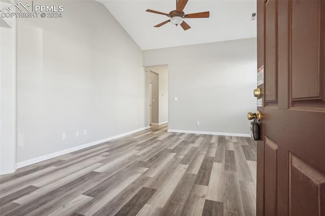 1249 N Monument Drive