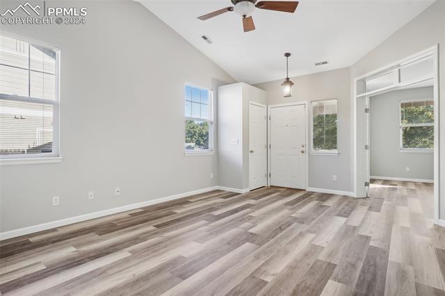 1249 N Monument Drive