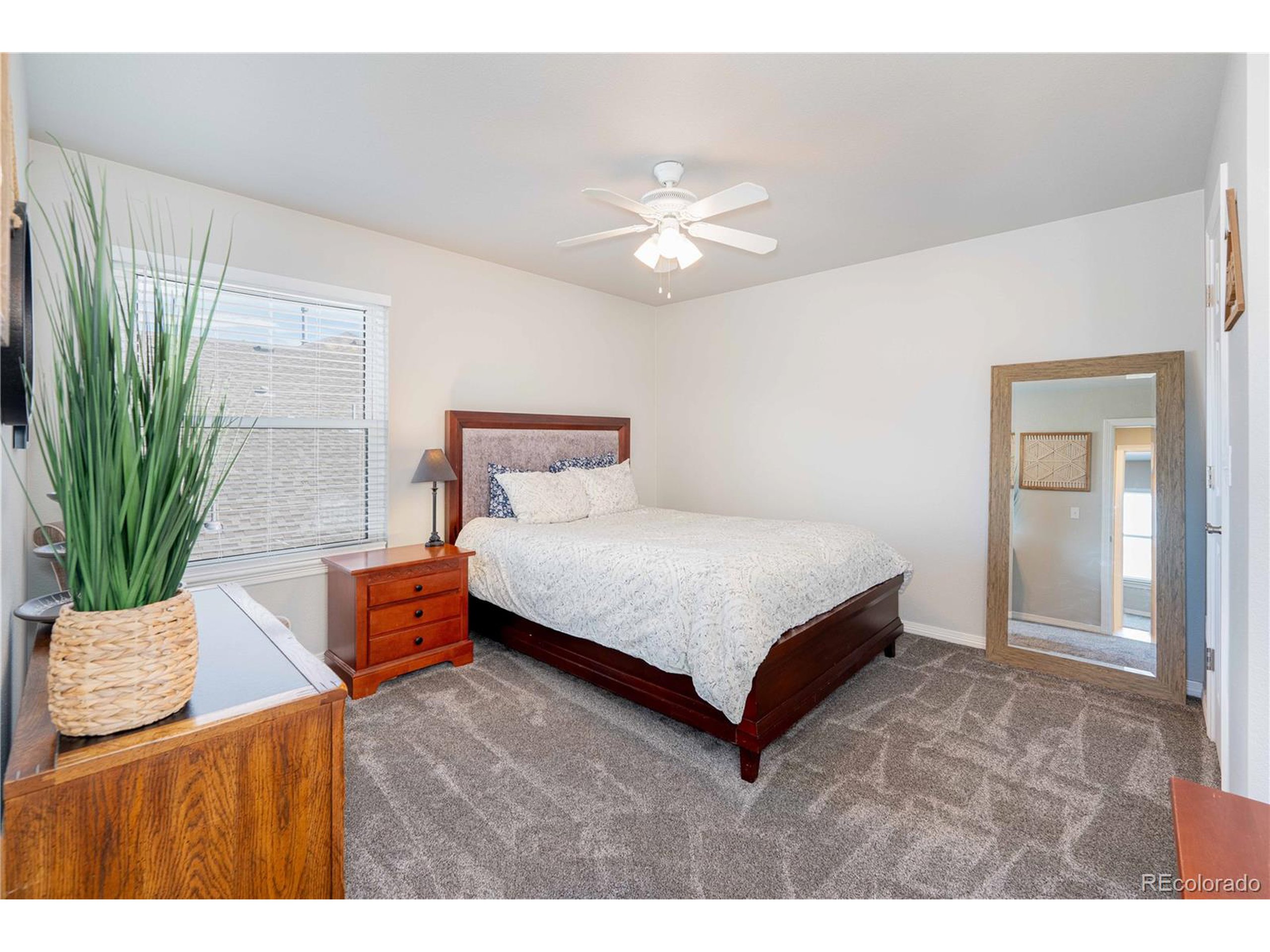 10446 Stonewillow Dr