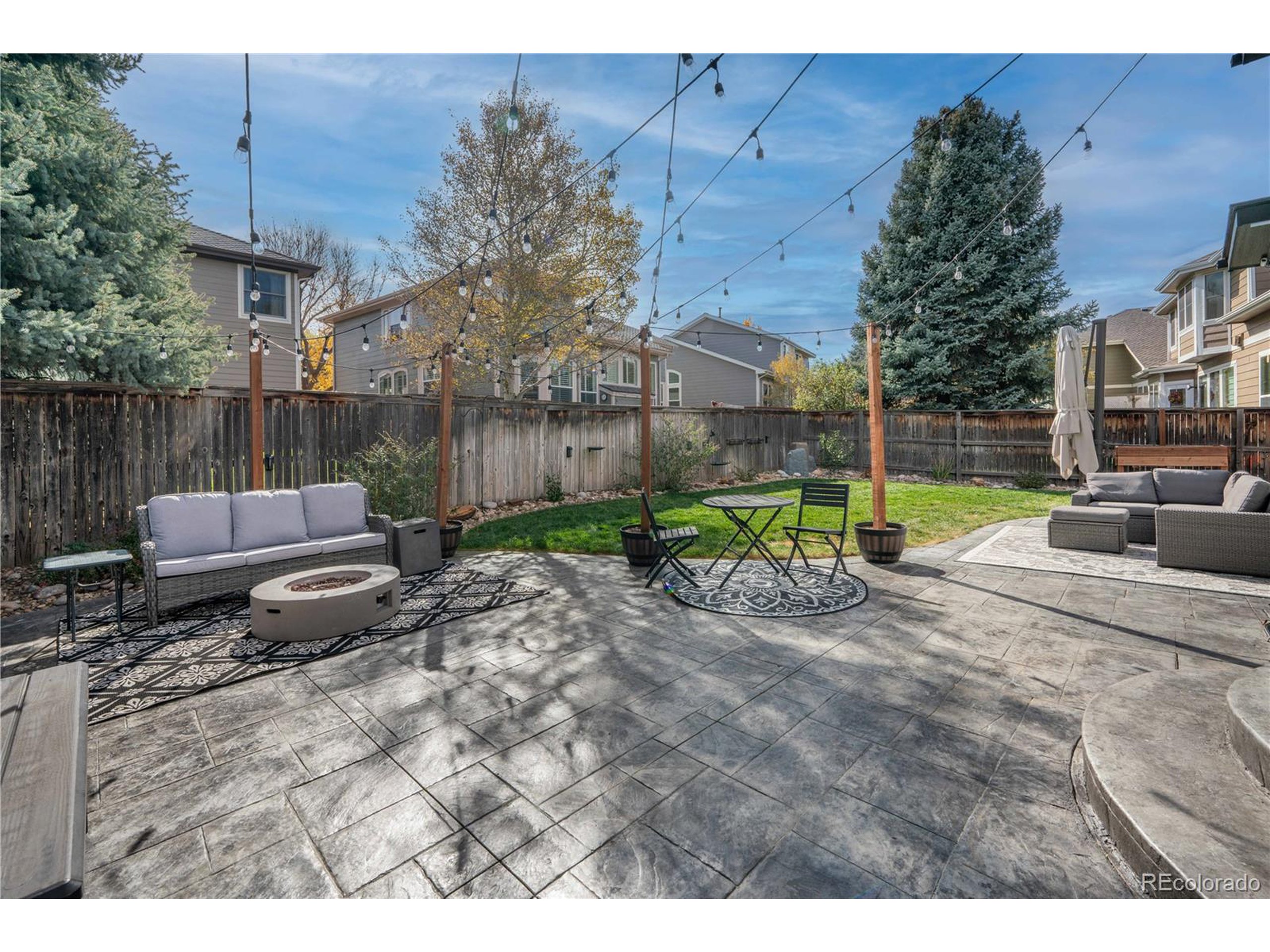 10446 Stonewillow Dr