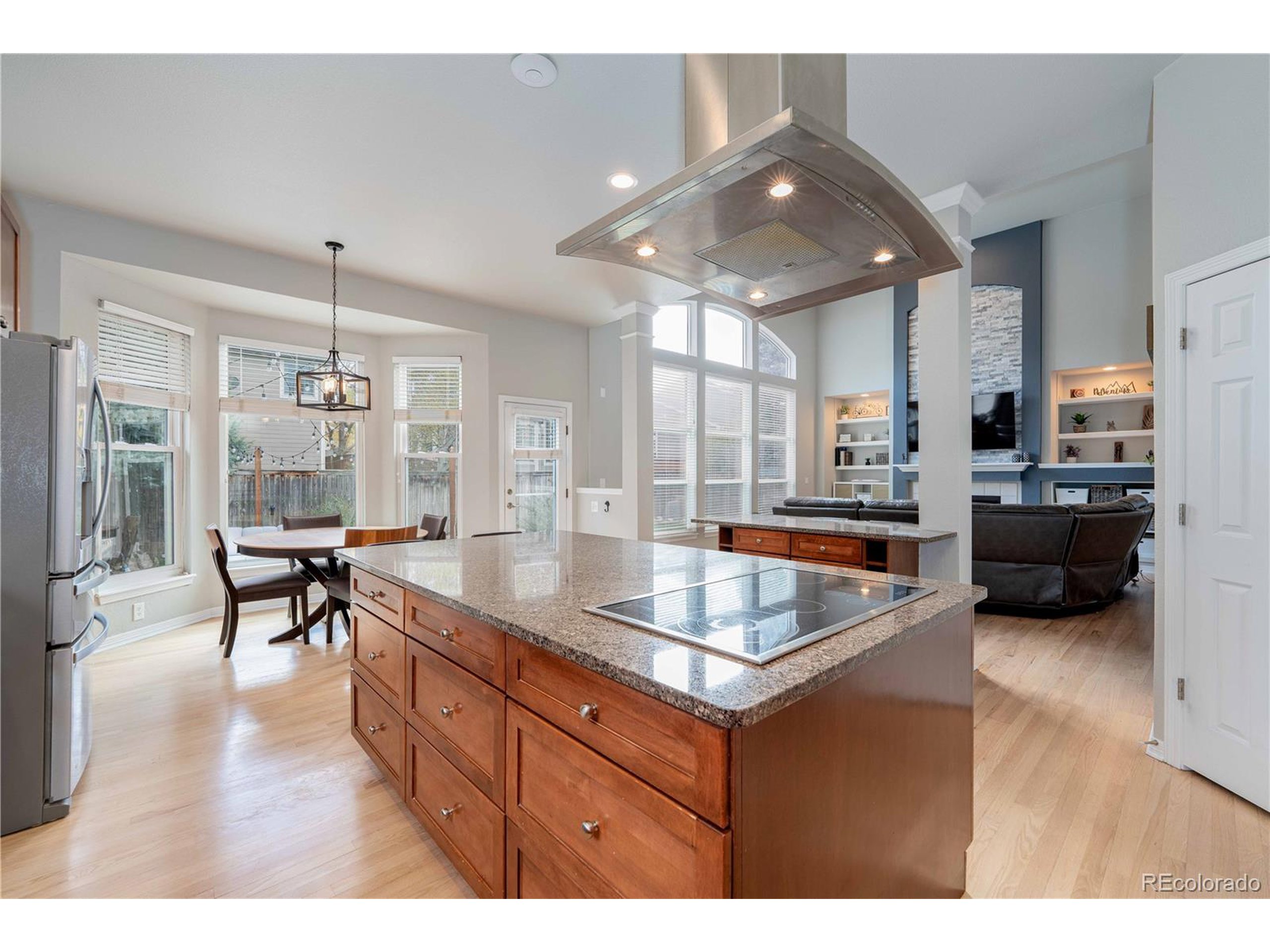 10446 Stonewillow Dr