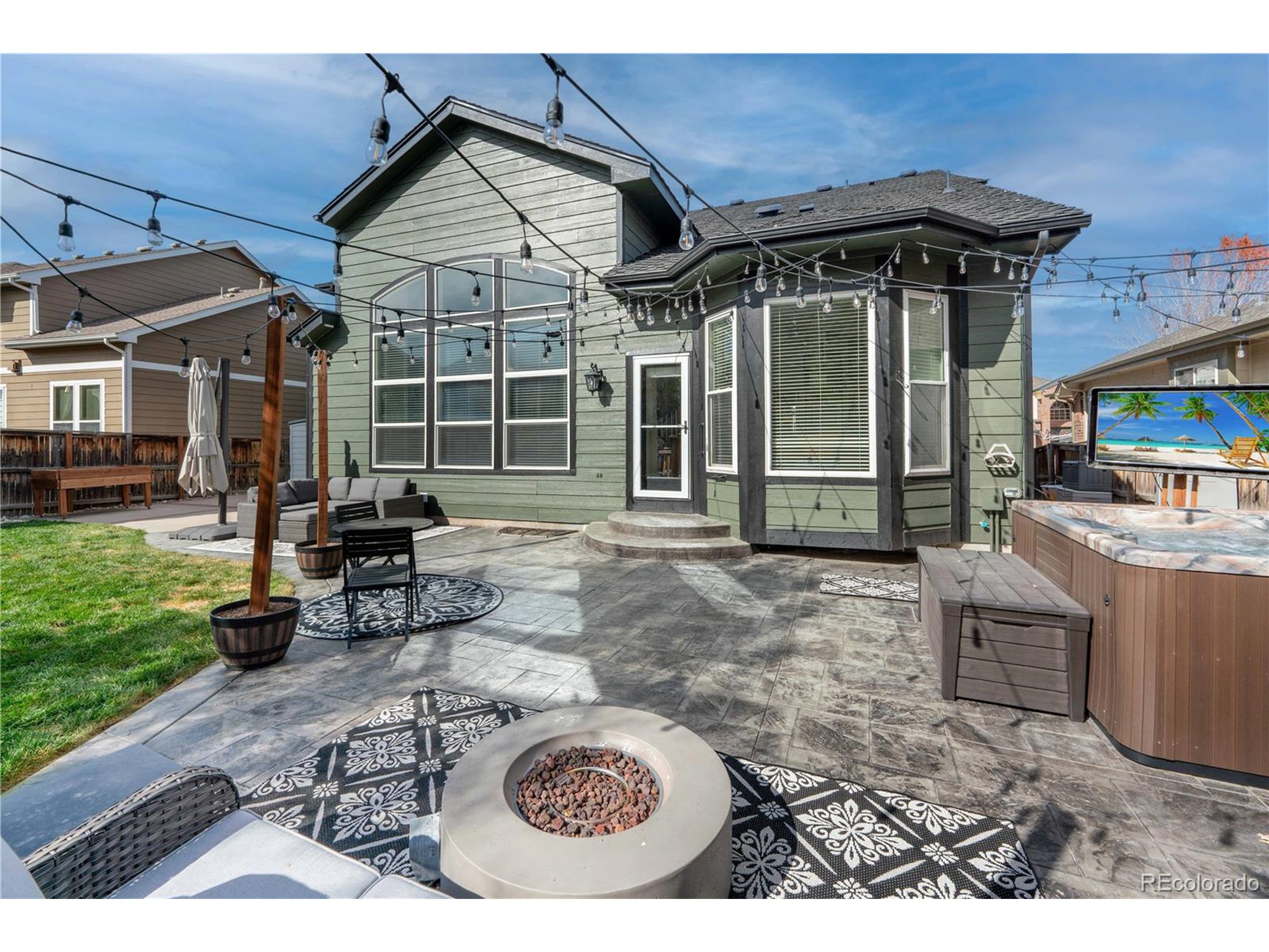 10446 Stonewillow Dr