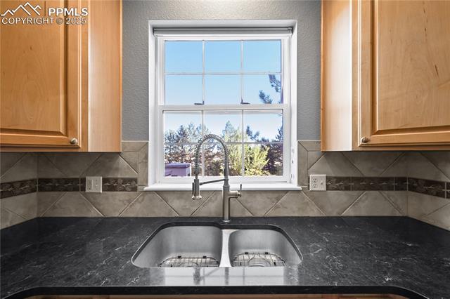 8835 Edinburgh Circle