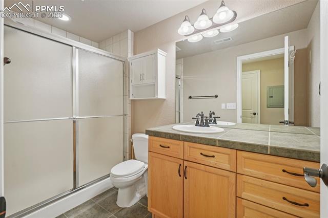 8835 Edinburgh Circle