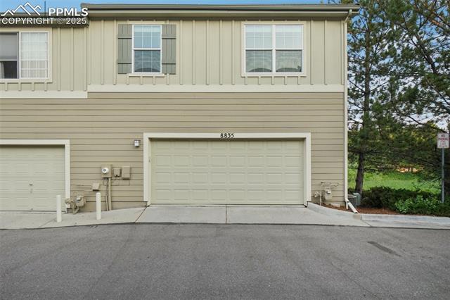 8835 Edinburgh Circle