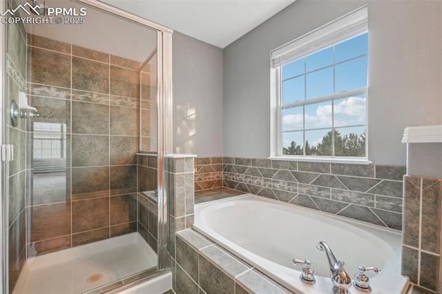 8835 Edinburgh Circle