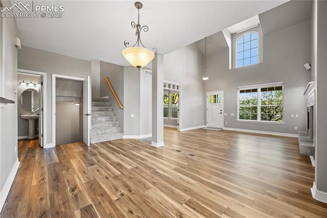 8835 Edinburgh Circle