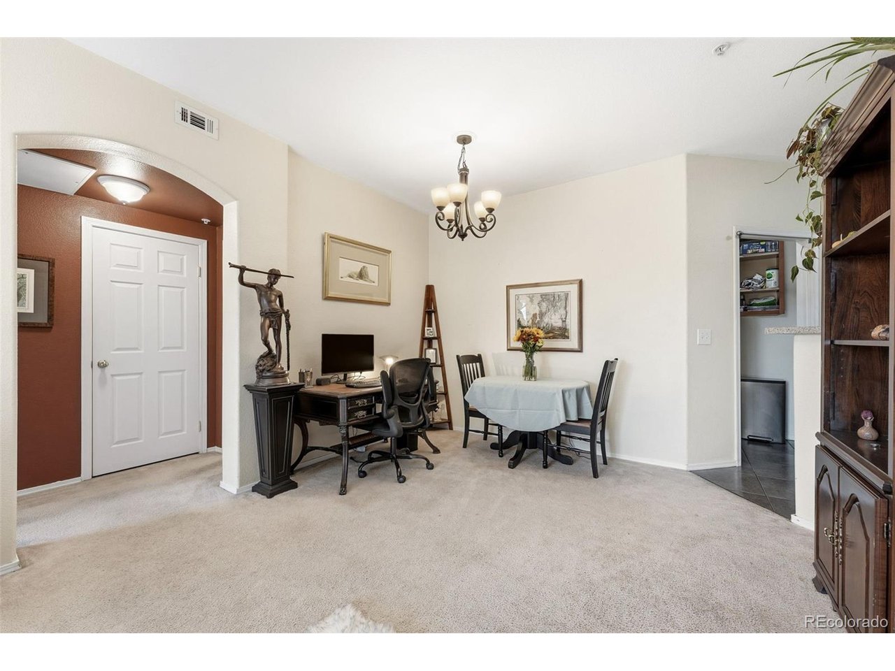 1681 W Canal Cir 1-124