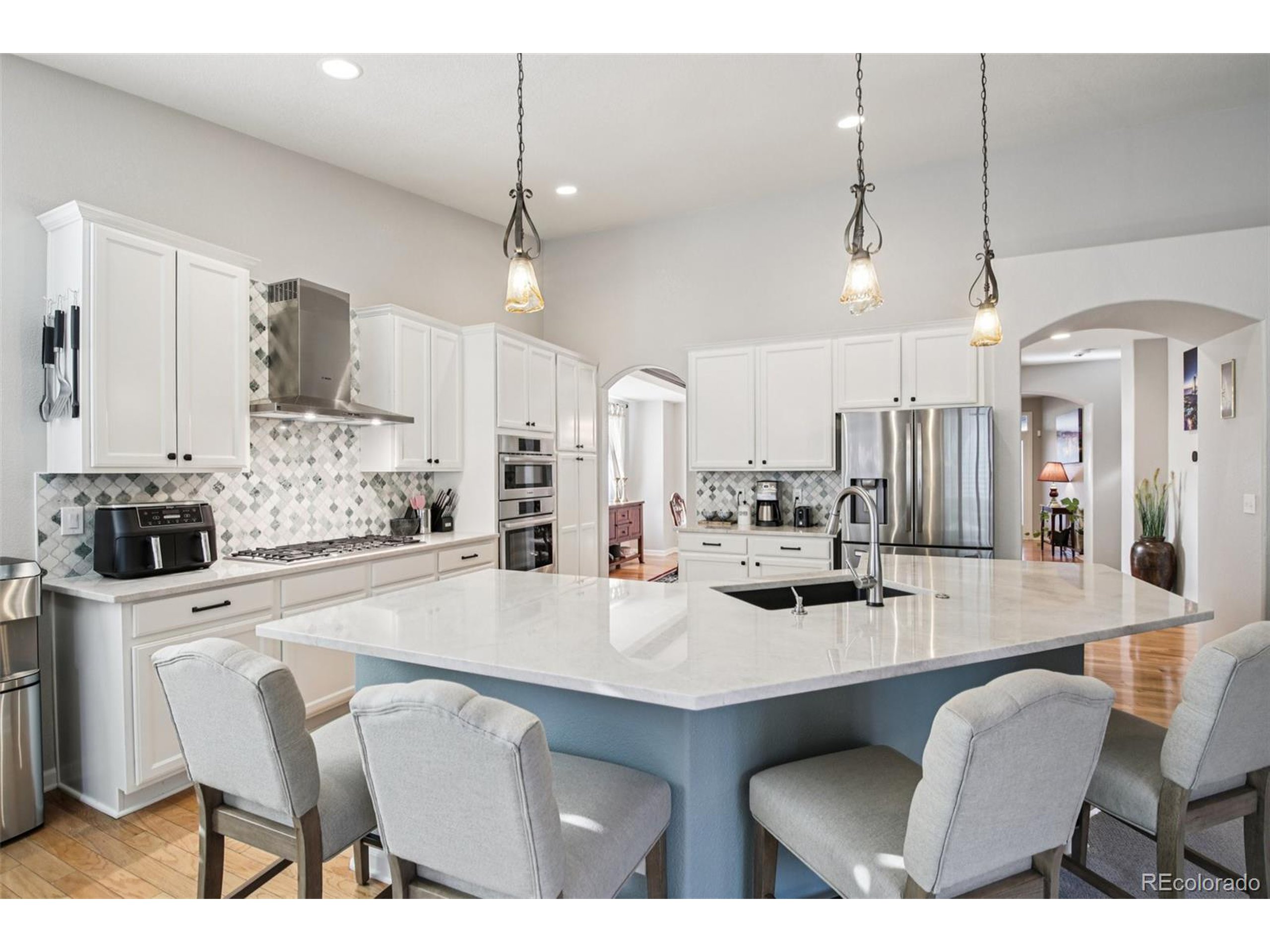 23327 E Ottawa Dr