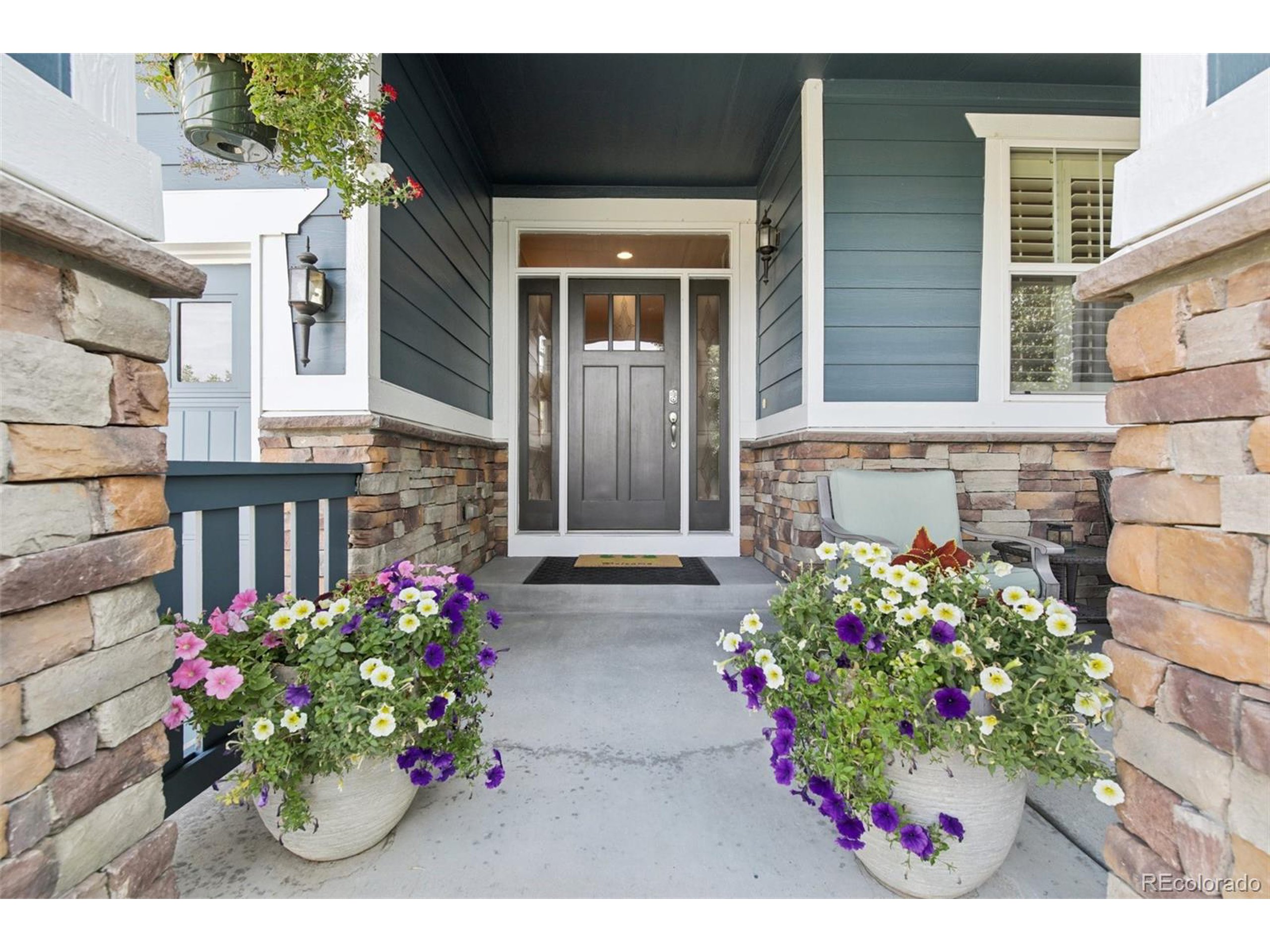 23327 E Ottawa Dr