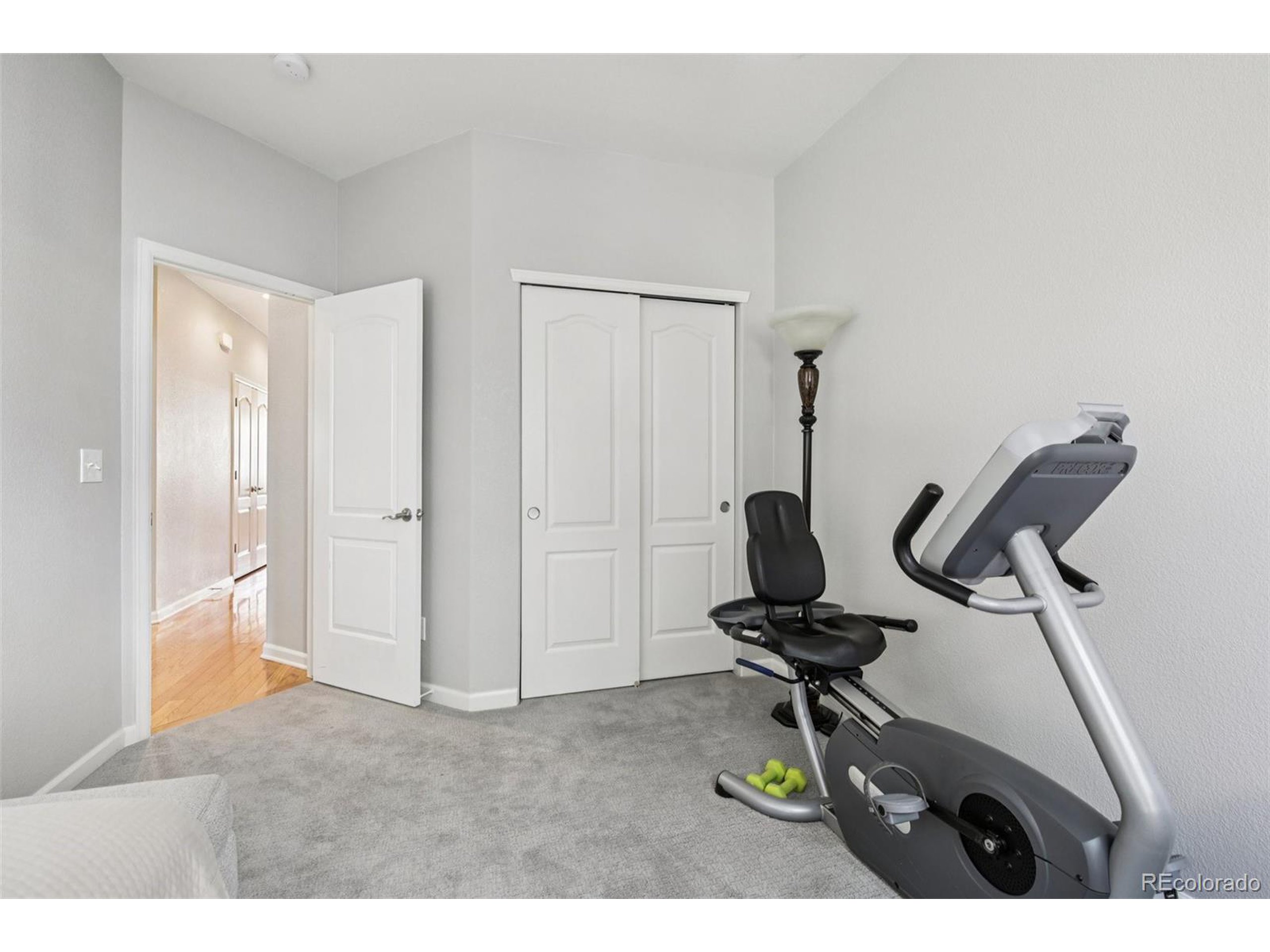 23327 E Ottawa Dr