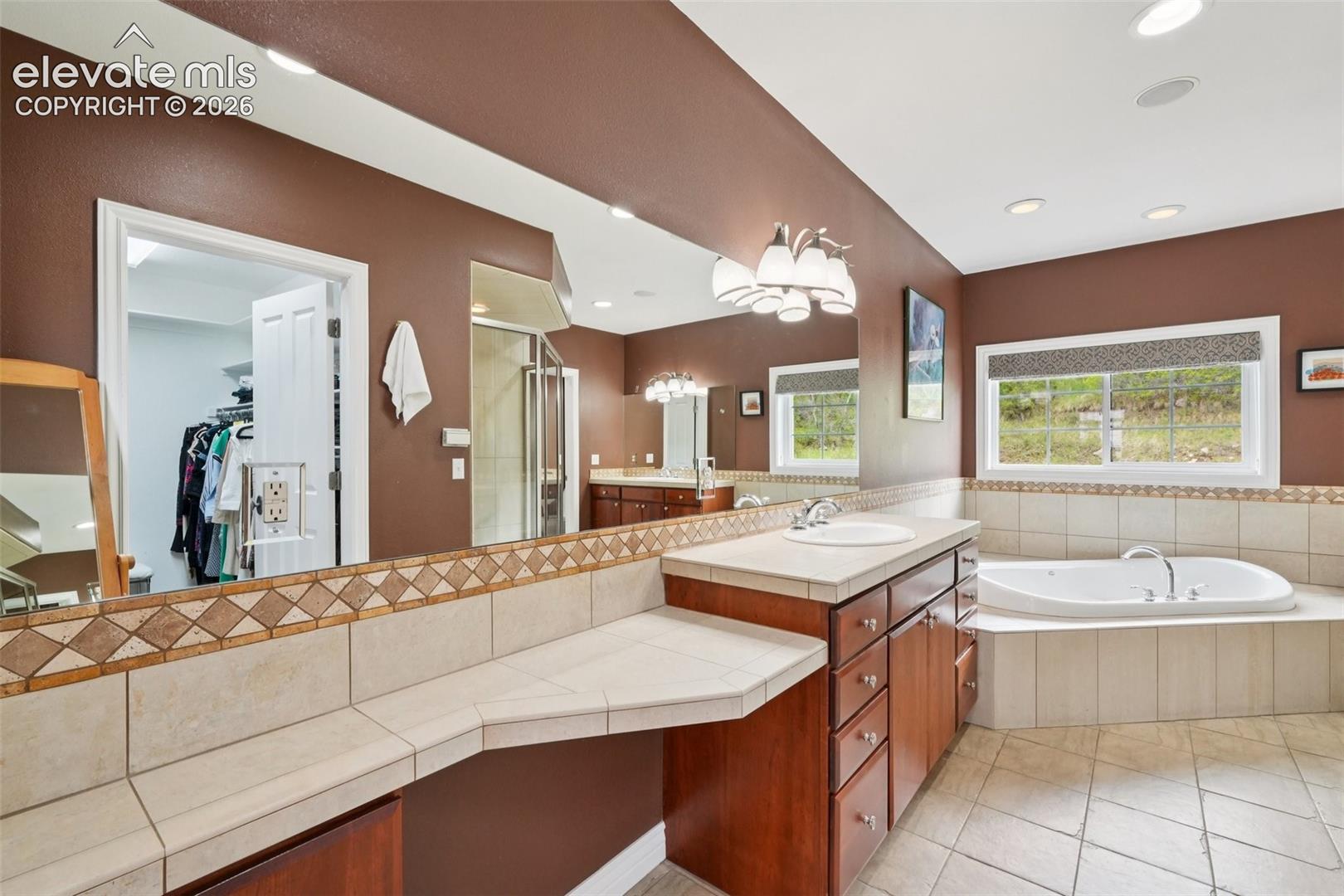 7014 Nautique Circle
