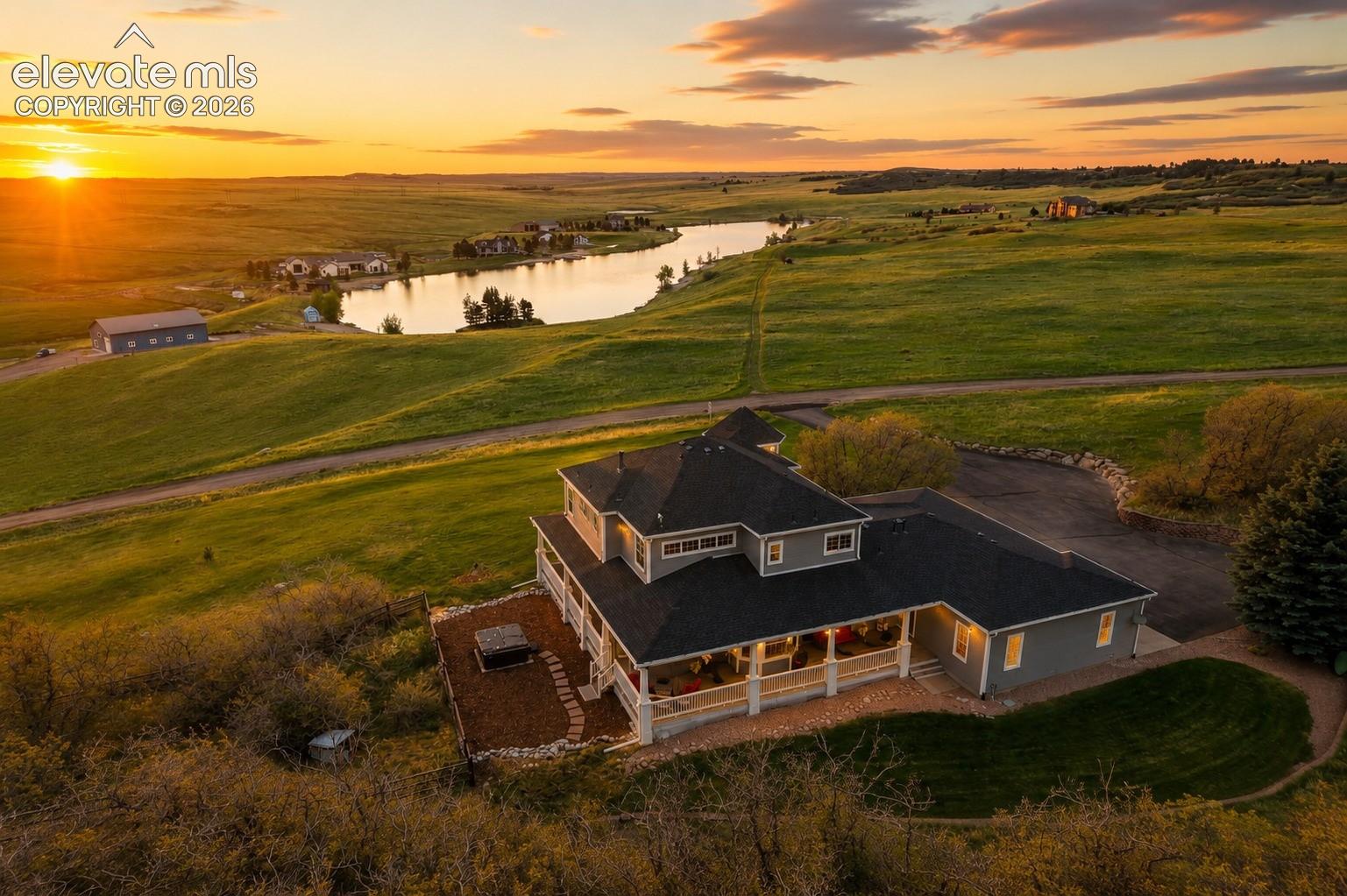 7014 Nautique Circle