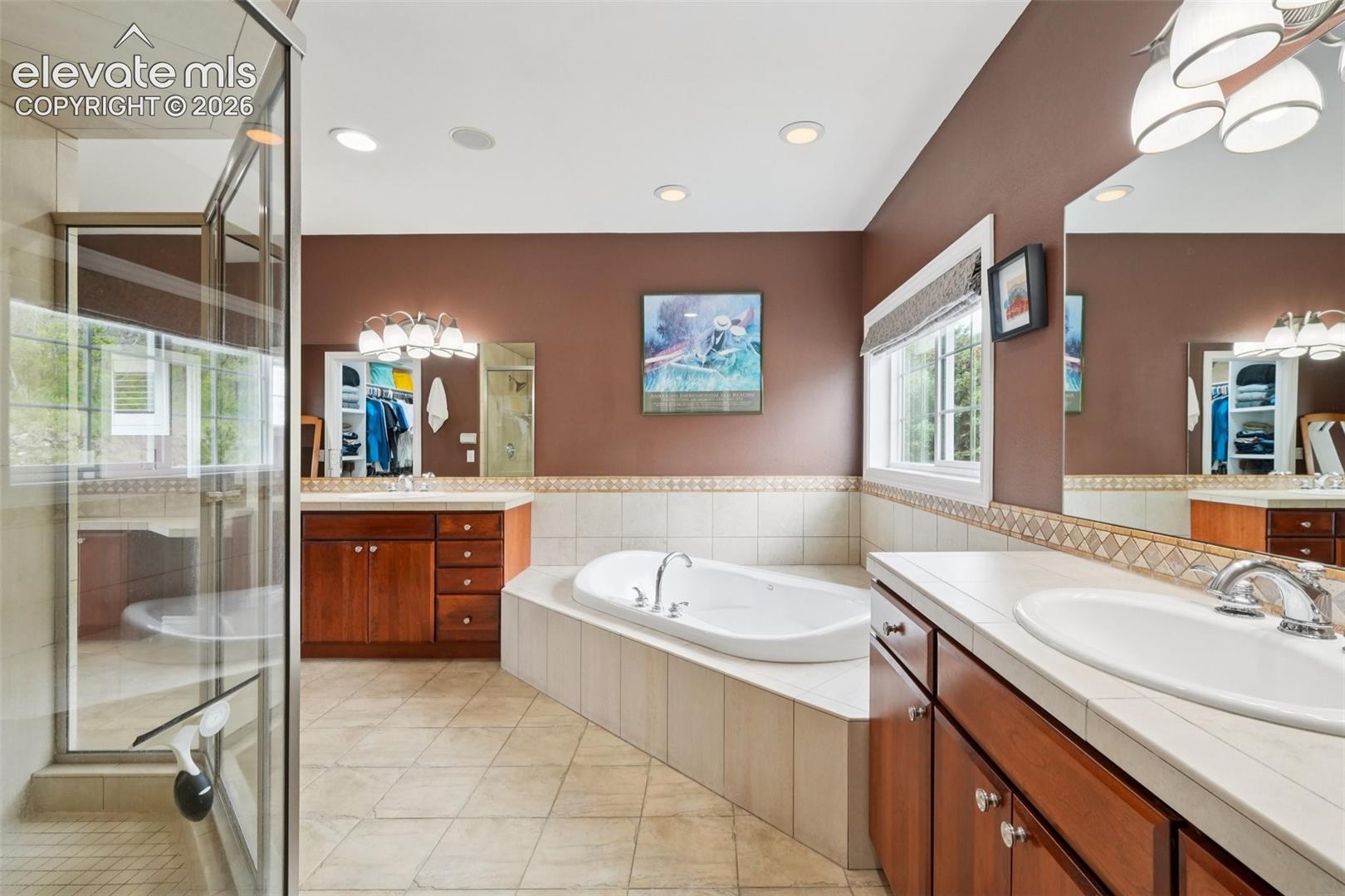 7014 Nautique Circle