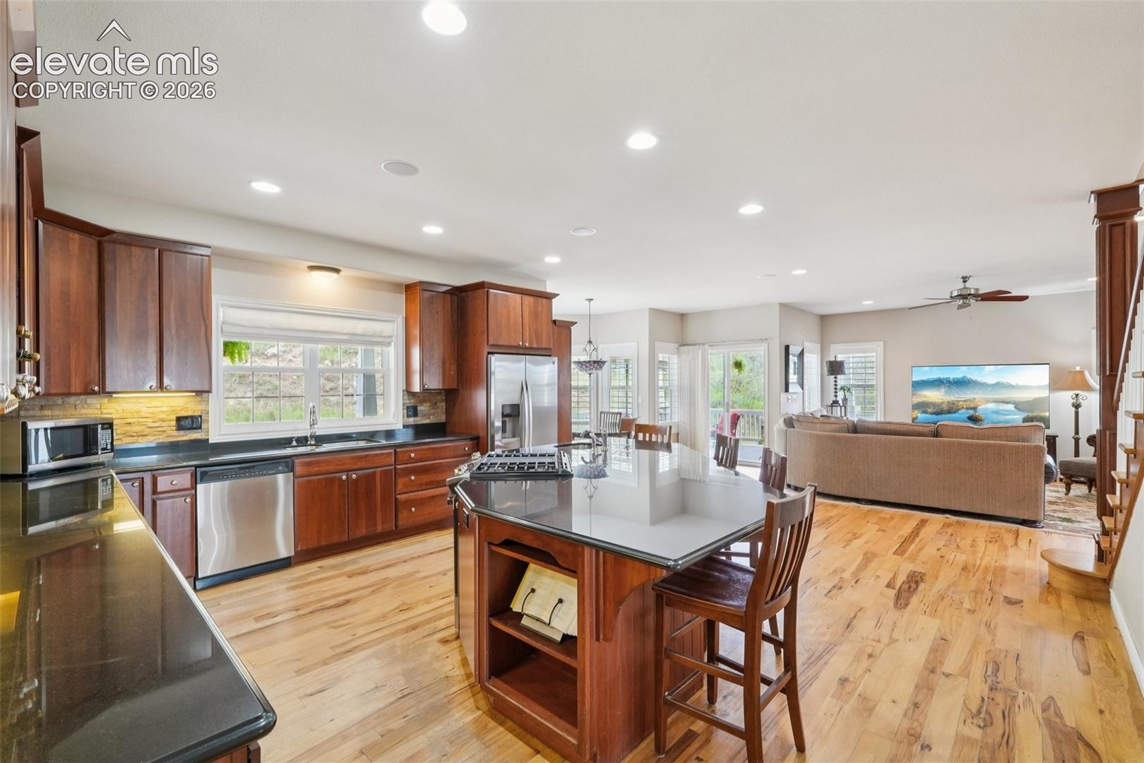7014 Nautique Circle