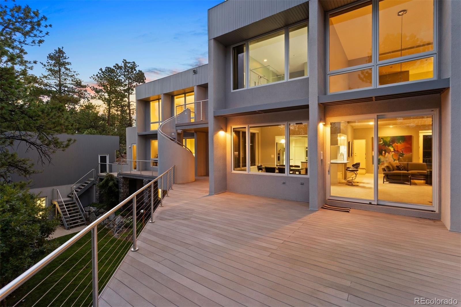 7 Elk Pointe Lane