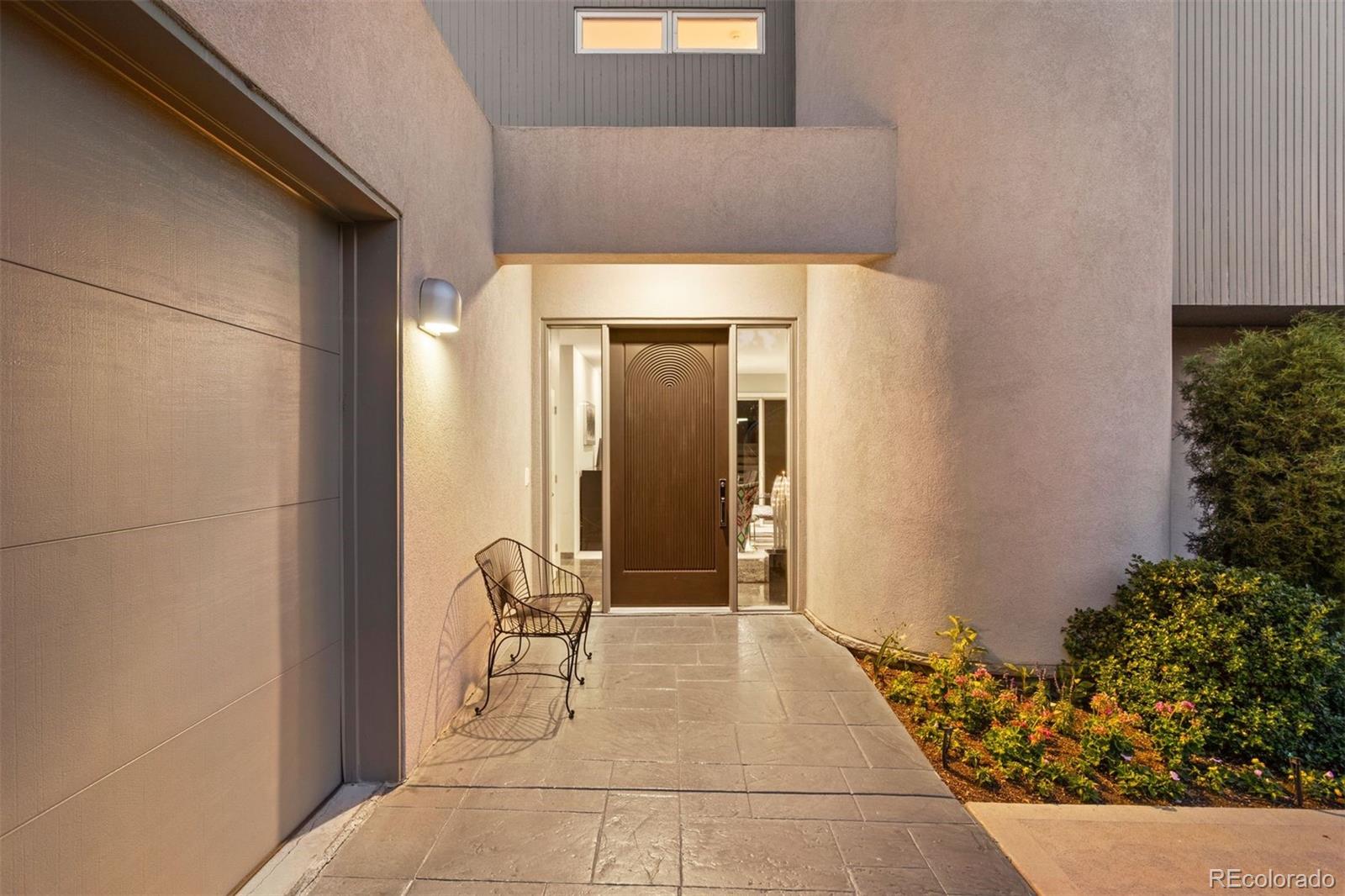 7 Elk Pointe Lane