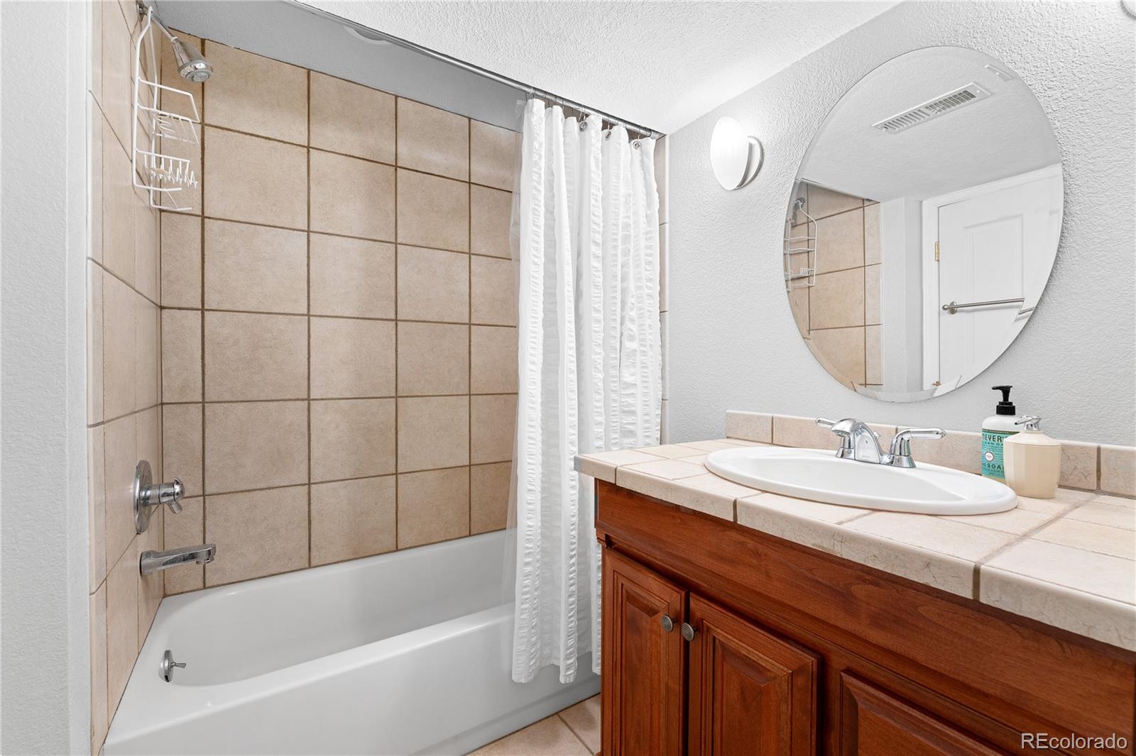 9935 Spring Hill Street