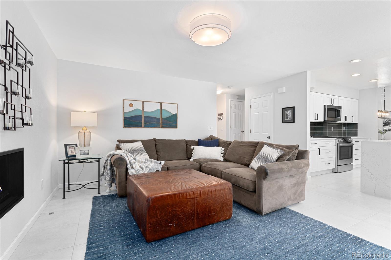 9935 Spring Hill Street