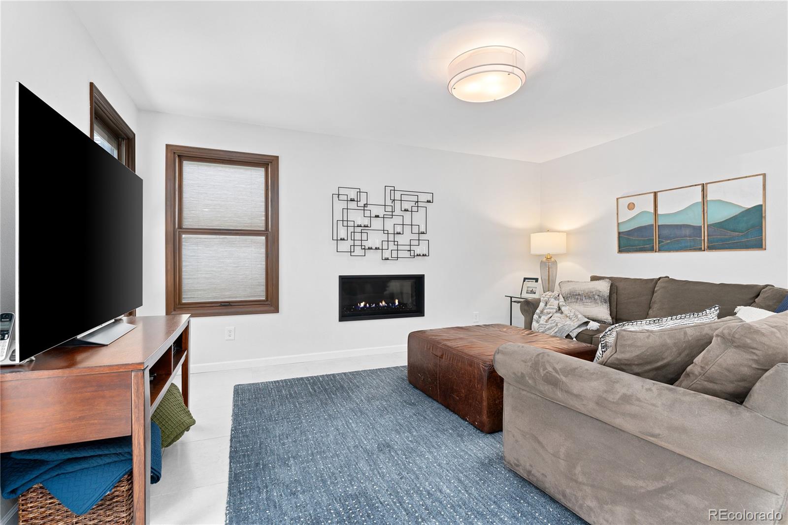 9935 Spring Hill Street