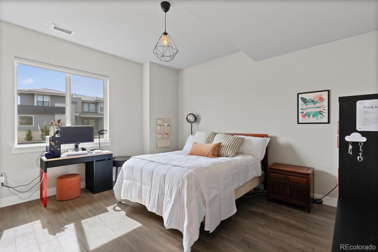 10869 Bluffside Drive